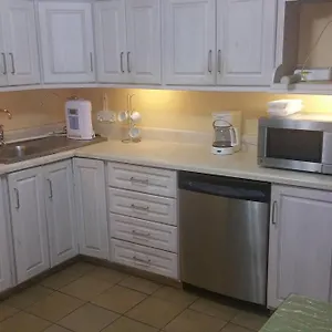 https://flower-of-joy-wellness-villa-hillview-sanctuary-apartment.comcaribbean.com