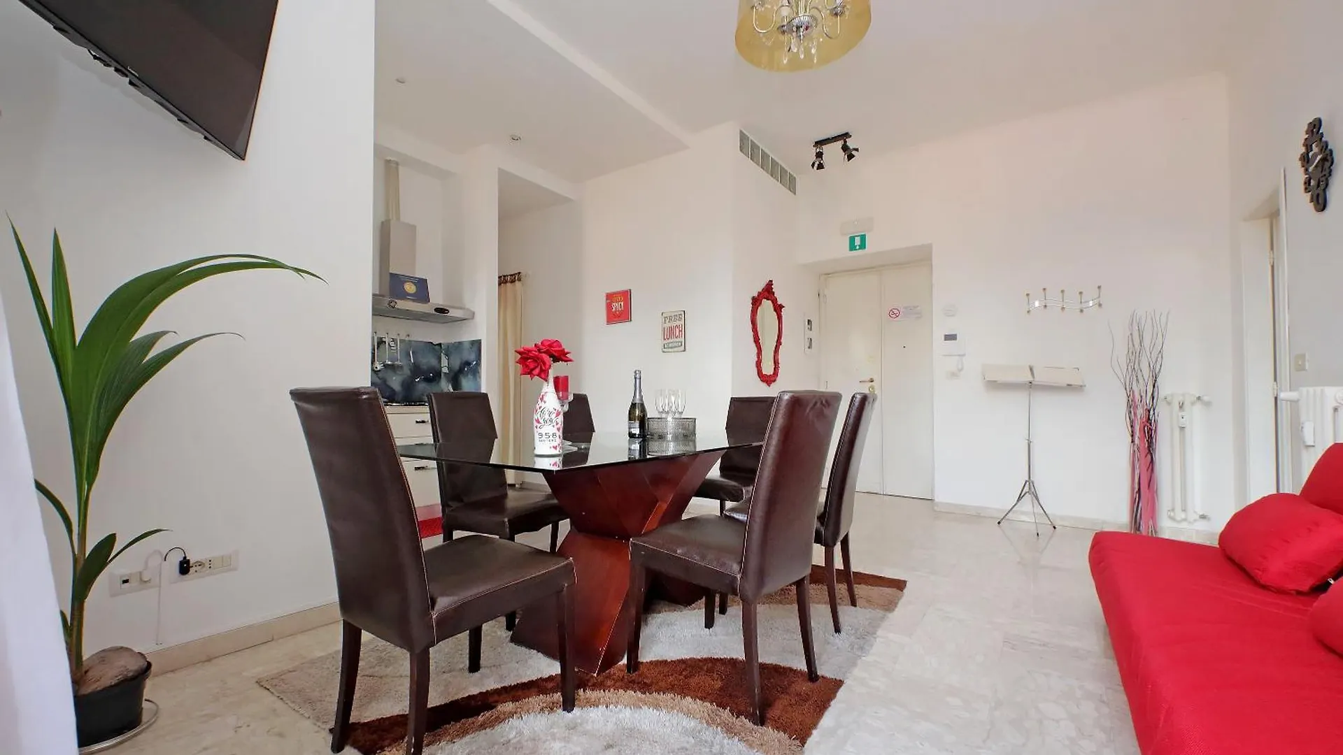 Luxury Domus Amadeus Apartment Rome