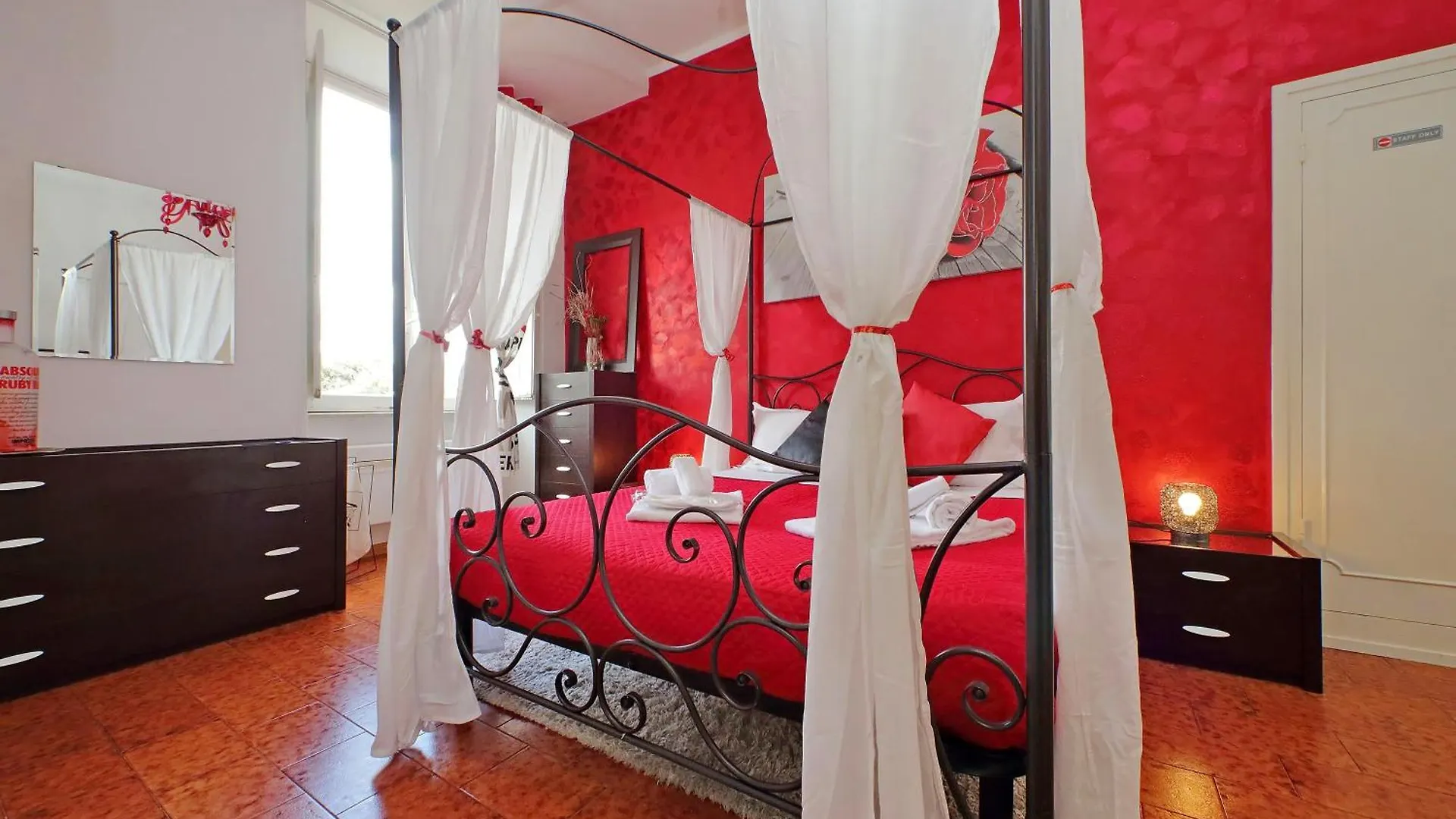 Luxury Domus Amadeus Apartment Rome