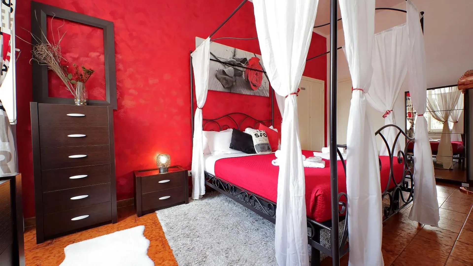 Luxury Domus Amadeus Apartment Rome 0*,  Italy