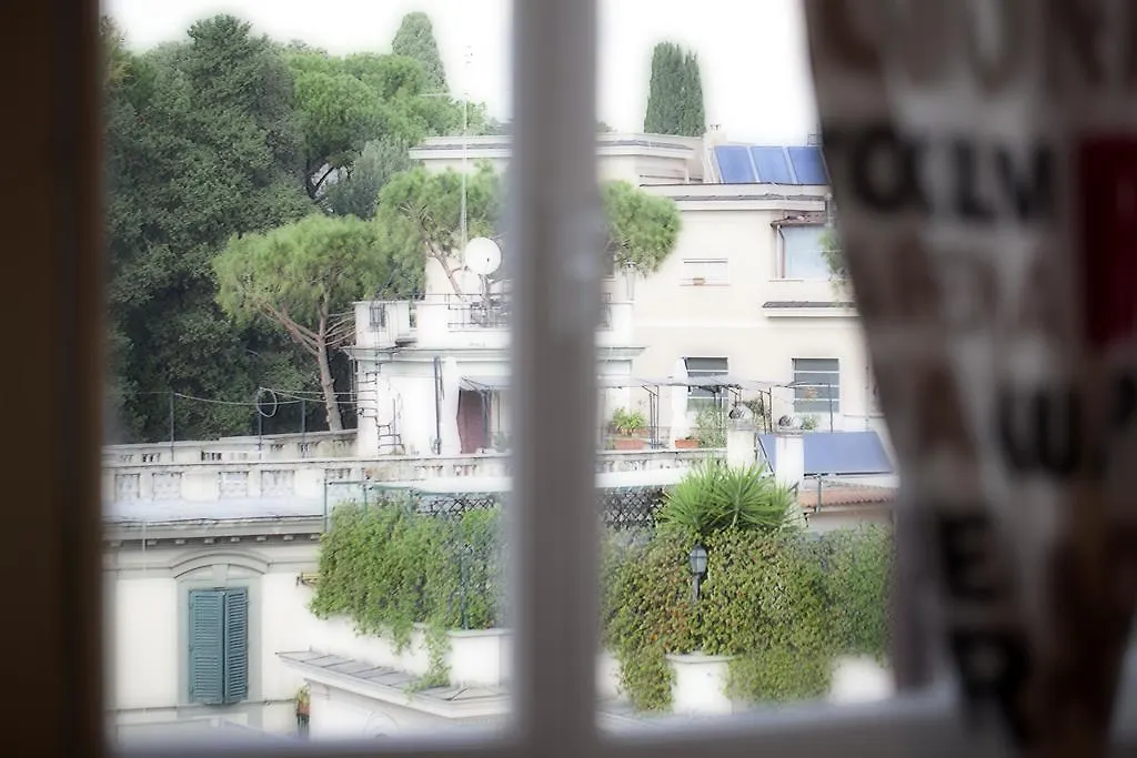 Luxury Domus Amadeus Apartment Rome