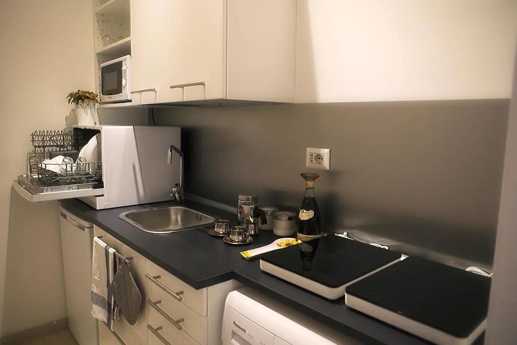 Luxury Domus Amadeus Apartment Rome